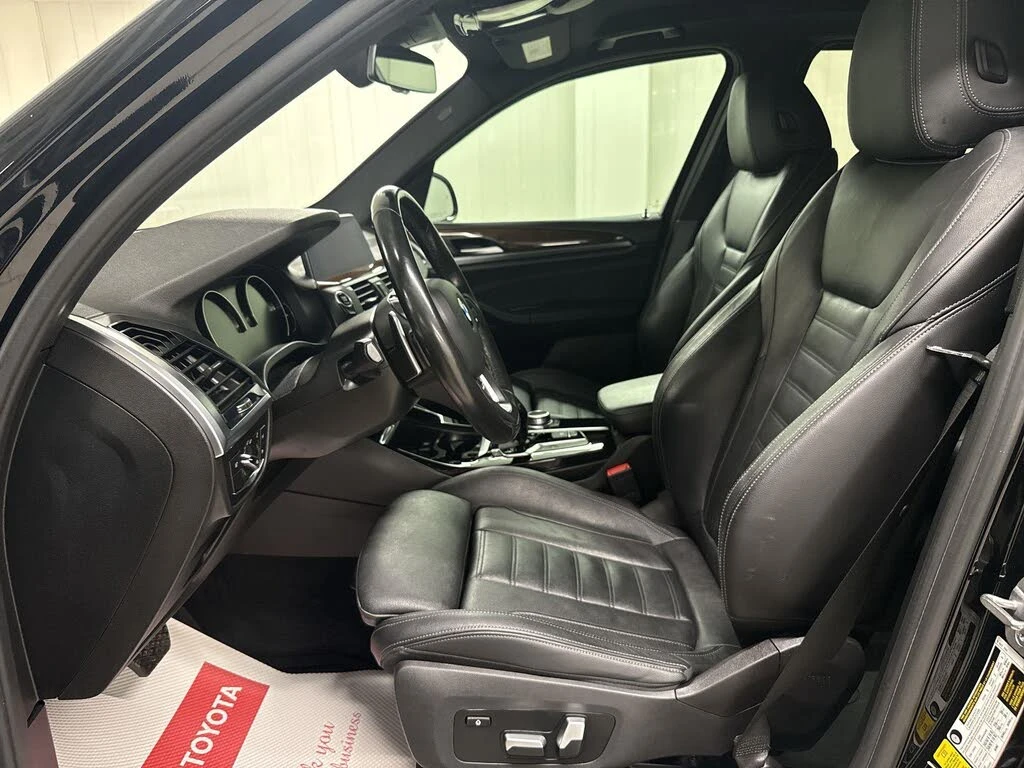 BMW X3 30i* XDRIVE* ПОДГРЕВ* КАМЕРА* МЪРТВА ТОЧКА* CARPLA, снимка 8 - Автомобили и джипове - 54123263