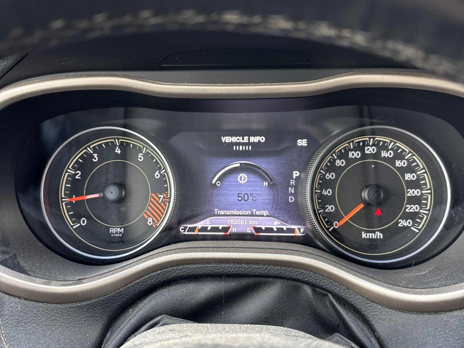 Jeep Cherokee Limited, снимка 7 - Автомобили и джипове - 54206358