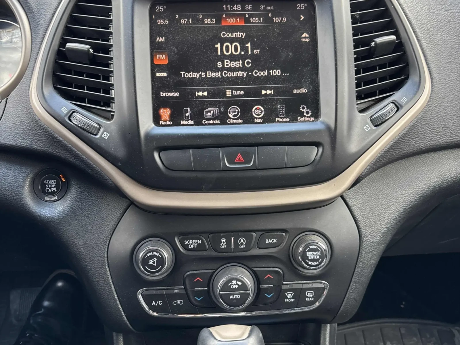 Jeep Cherokee Limited, снимка 6 - Автомобили и джипове - 54206358