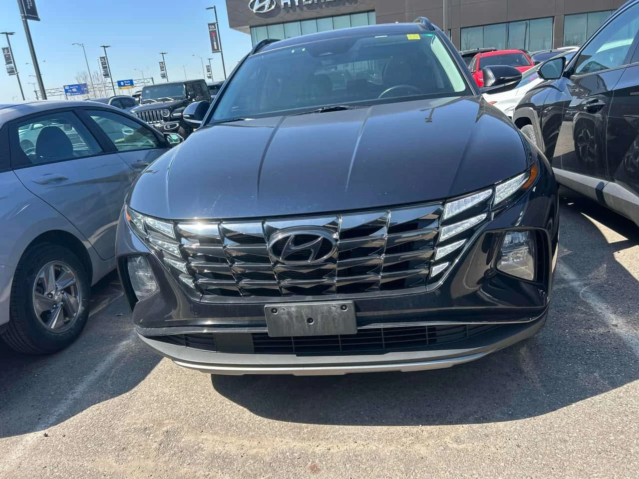 Hyundai Tucson * Luxury * PANO* KEYLESS* ПОДГРЕВ* , снимка 6 - Автомобили и джипове - 54350655