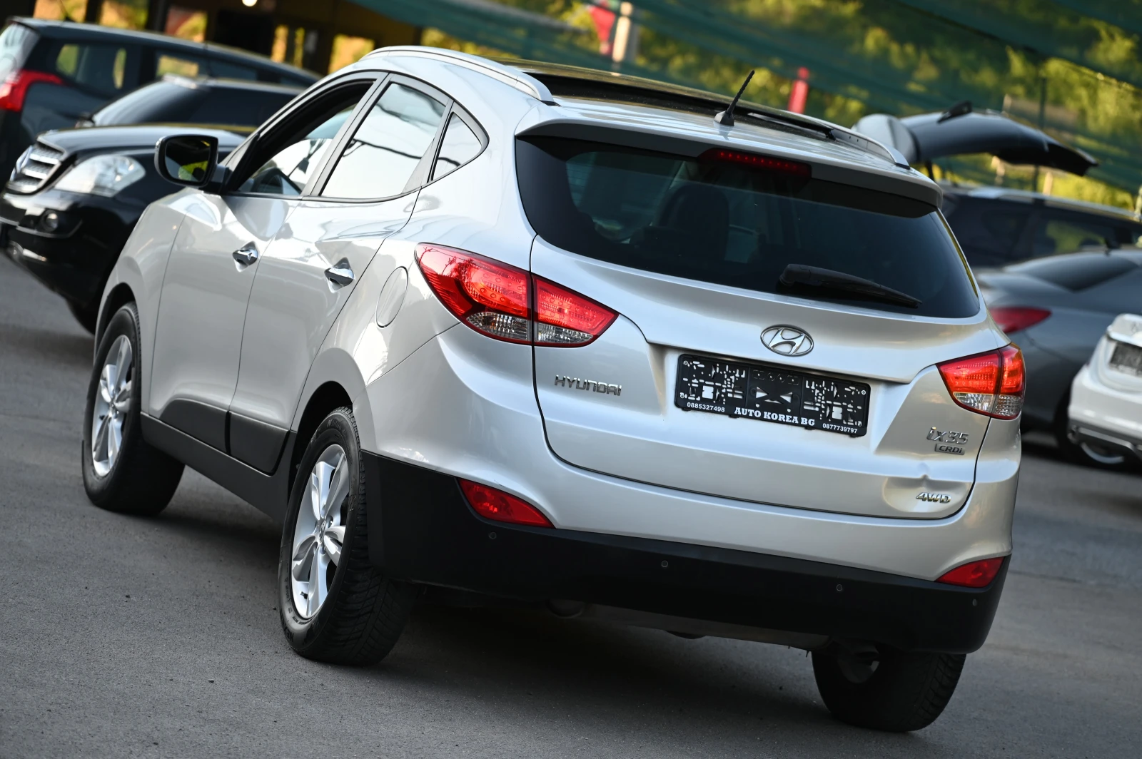 Hyundai IX35 2.0CRDI / 4x4, снимка 3 - Автомобили и джипове - 54605734