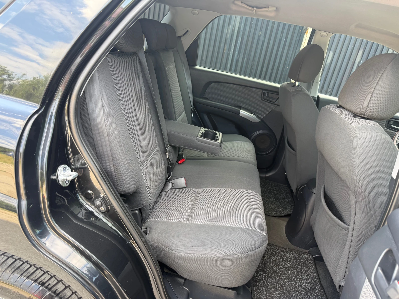 Kia Sportage 2.0Gaz-Benzin Facelive, снимка 9 - Автомобили и джипове - 55191284