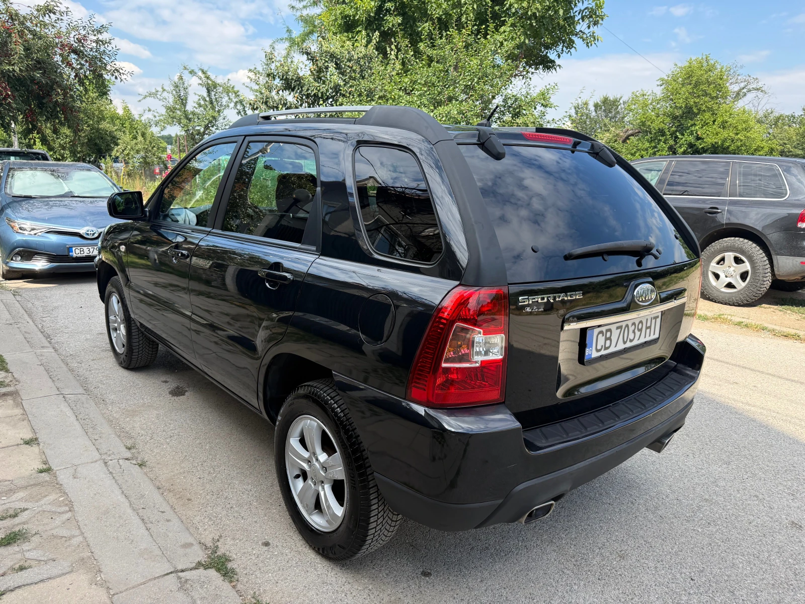 Kia Sportage 2.0Gaz-Benzin Facelive, снимка 4 - Автомобили и джипове - 55191284