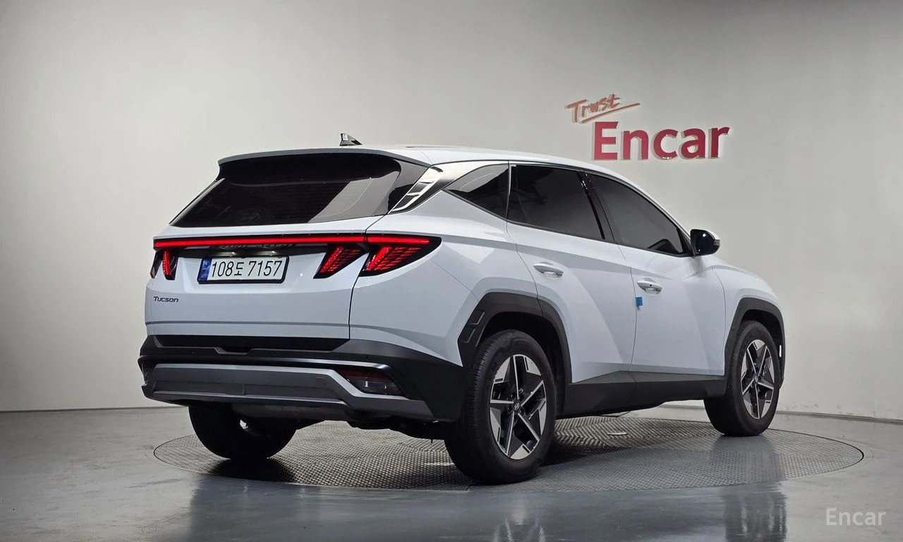 Hyundai Tucson ОБДУХВАНЕ* ДИСТРОНИК* LANE* ASSIST* КАМЕРА* , снимка 2 - Автомобили и джипове - 55606083