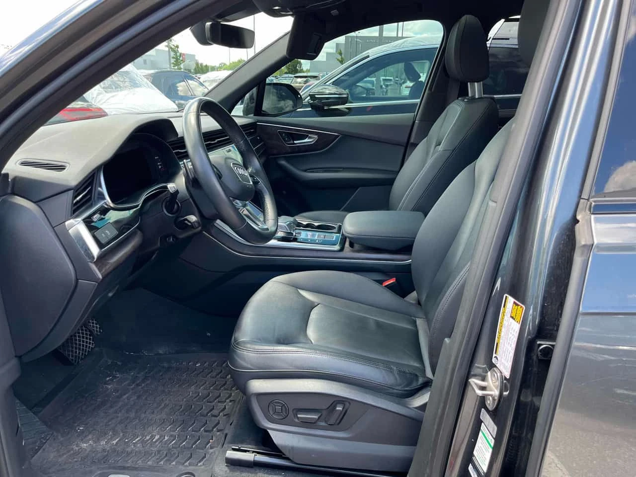 Audi Q7 Komfort  CARFAX, снимка 5 - Автомобили и джипове - 55681253