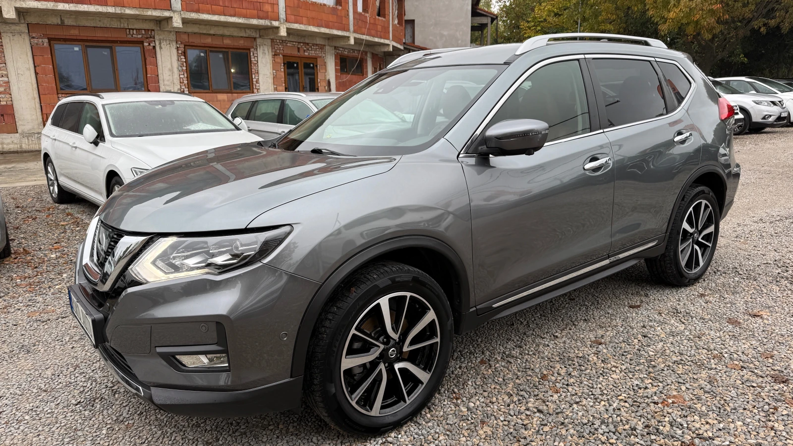 Nissan X-trail 2.0D/NAVI/КОЖА/DISTRONIC/KEYLESS/КАМЕРА360/ПОДГРЕВ, снимка 3 - Автомобили и джипове - 56259319