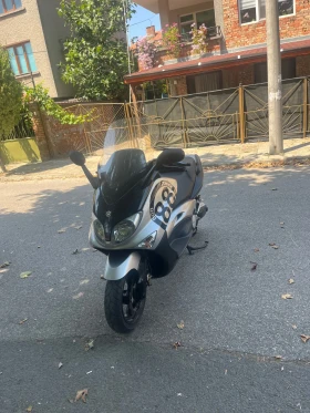  Yamaha T-max