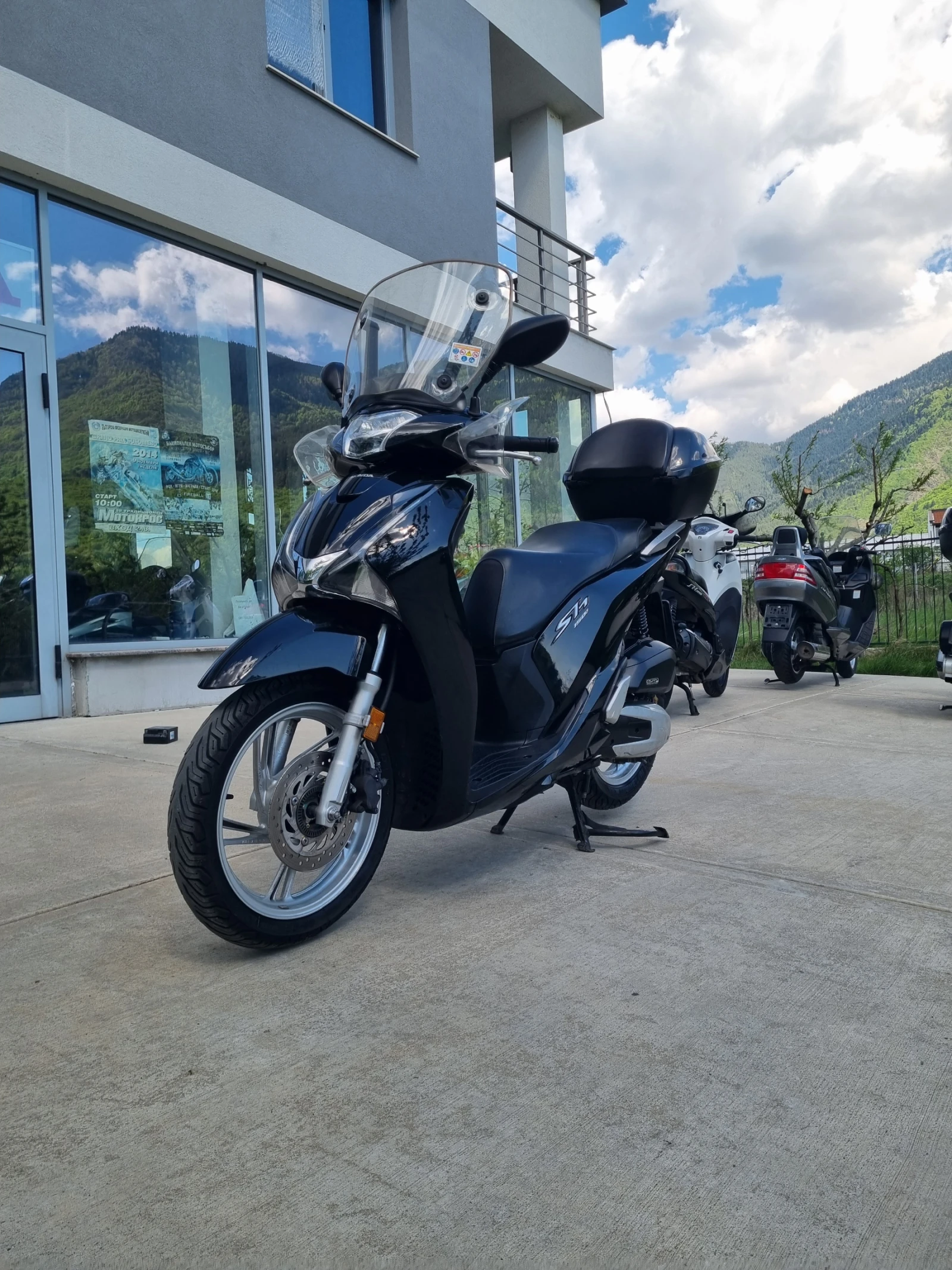 Honda Sh LED 150 2018 ABS - изображение 2
