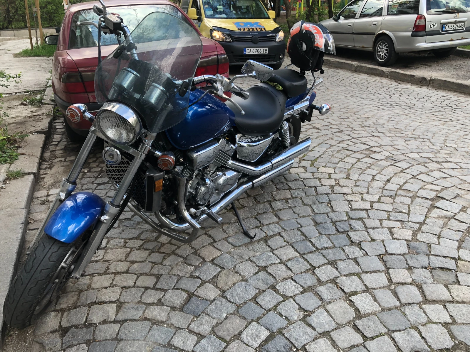 Honda Magna, снимка 3 - Мотоциклети и мототехника - 56449927