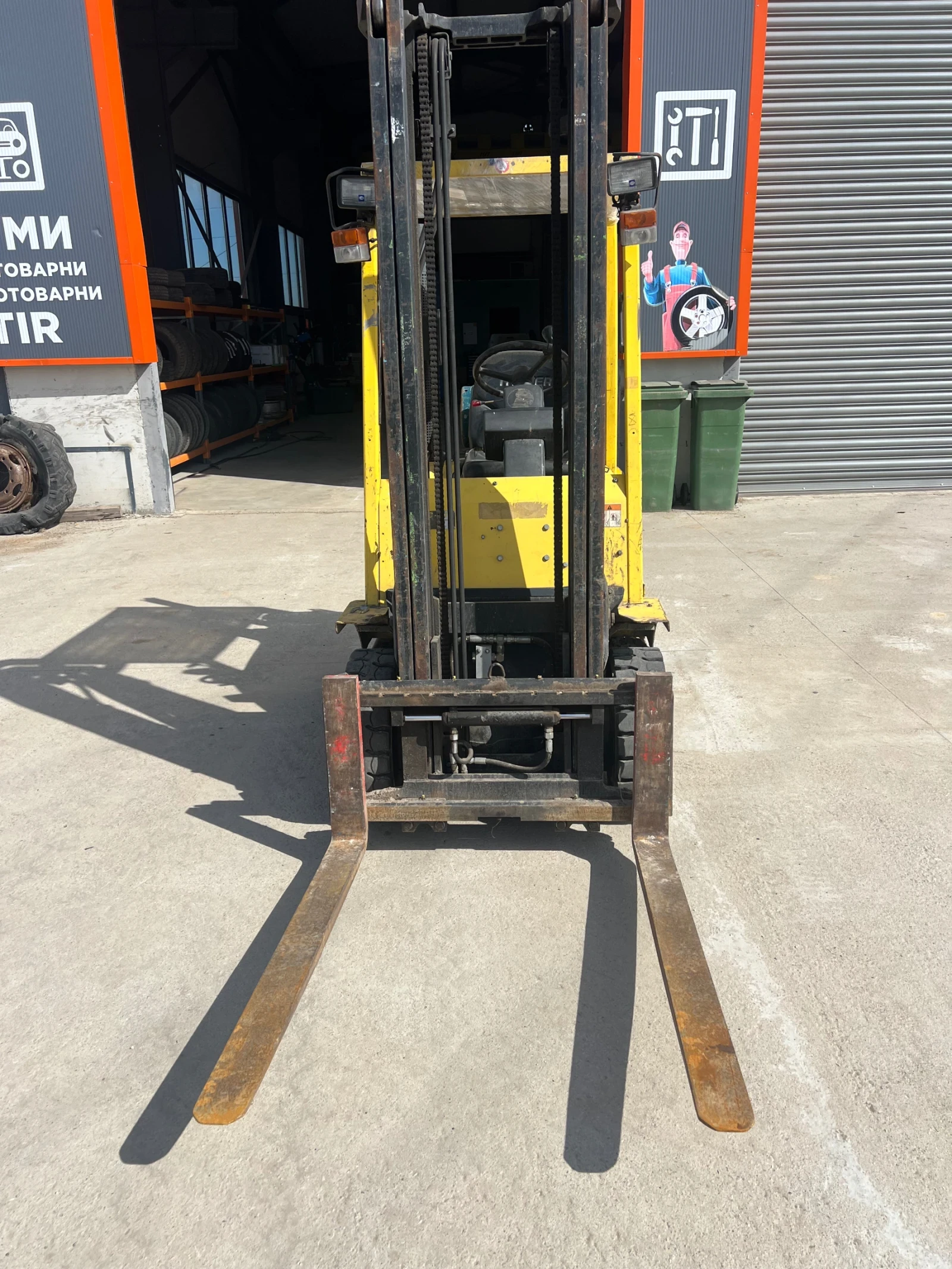 Мотокар Hyster Газокар, снимка 2 - Индустриална техника - 54808507