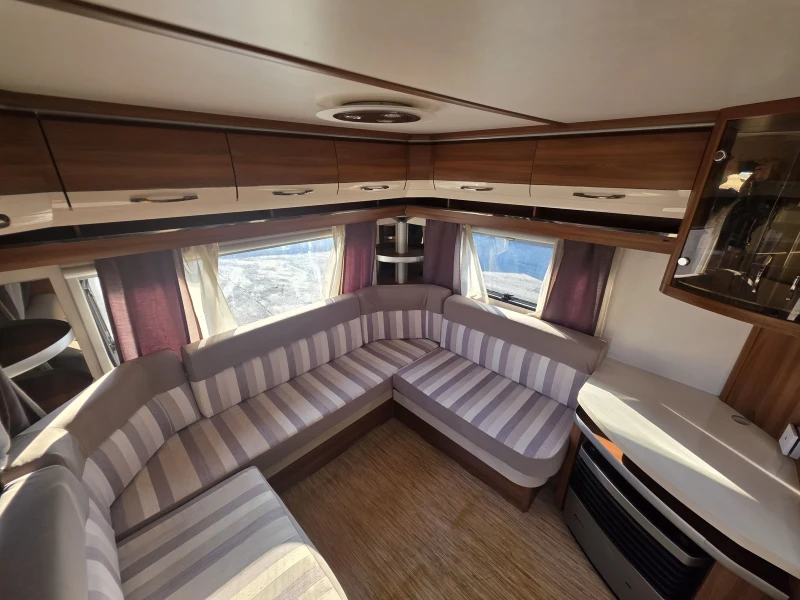 Каравана Hobby, снимка 7 - Каравани и кемпери - 53504570