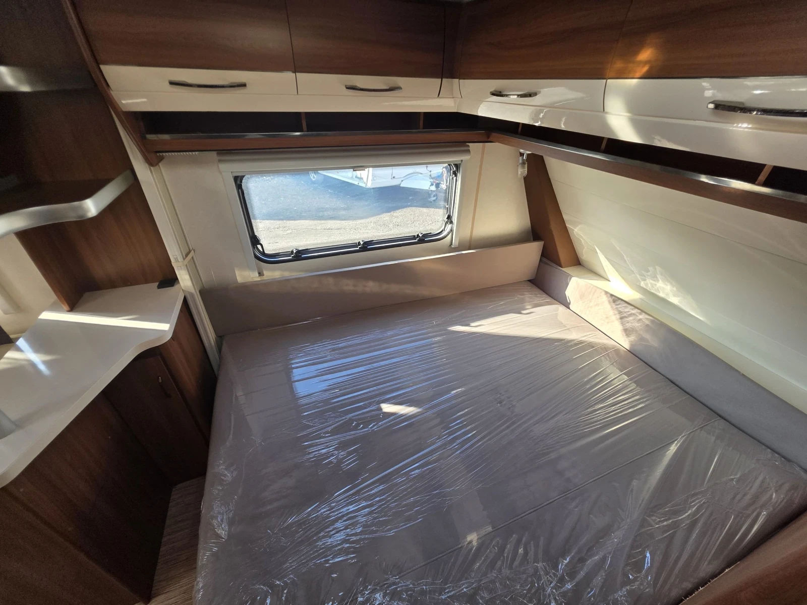 �������� Hobby | Mobile.bg � ����������� 14