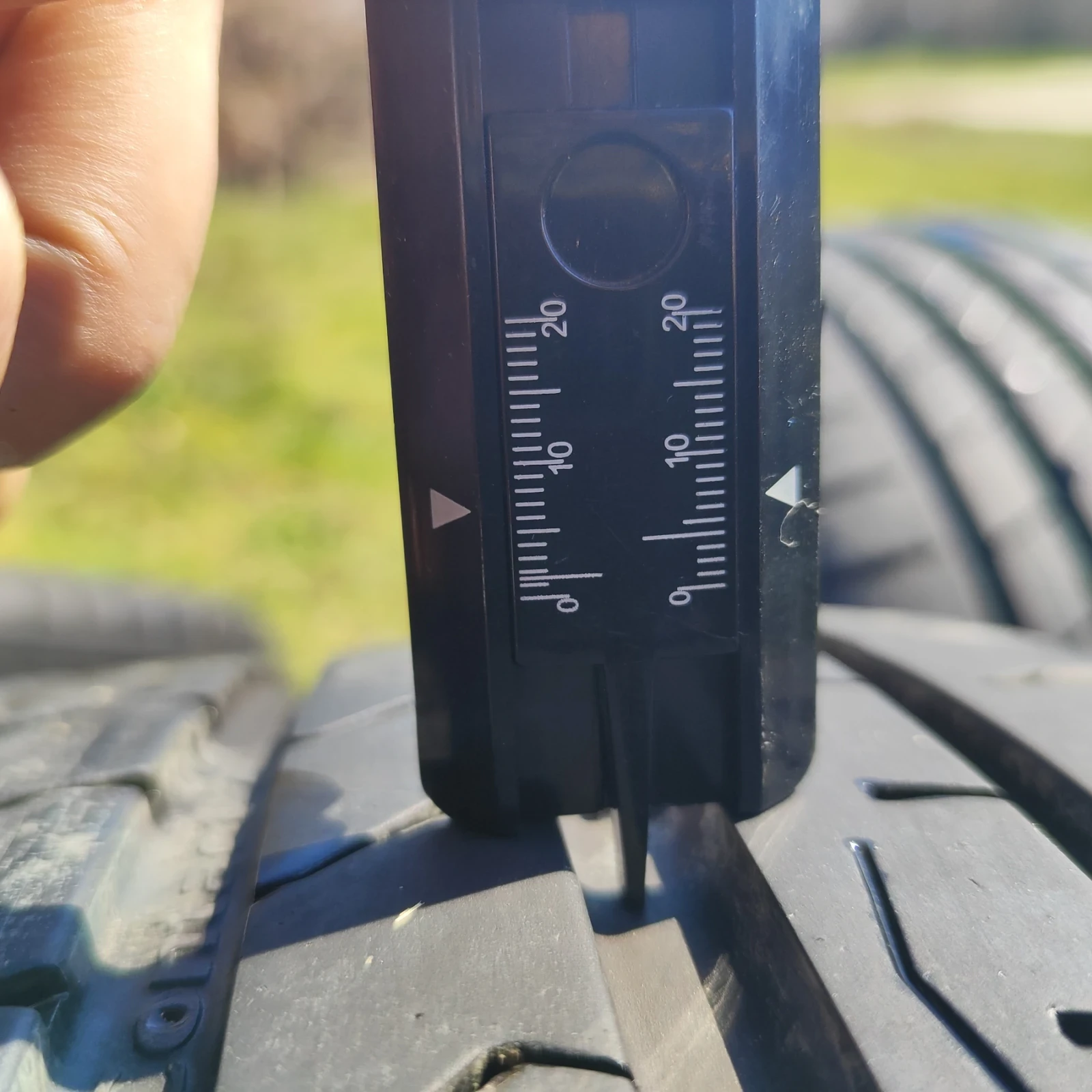 Гуми Летни 225/45R17, снимка 7 - Гуми и джанти - 53846039