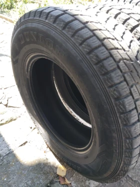 Гуми Зимни 225/70R16, снимка 3 - Гуми и джанти - 47696651