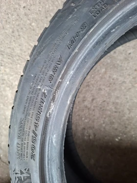 Гуми Зимни 205/45R17, снимка 4 - Гуми и джанти - 52694509