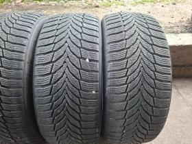 Гуми Зимни 205/45R17, снимка 2 - Гуми и джанти - 52694509