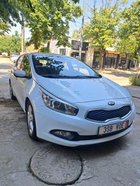 Обява за продажба на Kia Ceed 1.6 crdi ~11 900 лв. - изображение 2