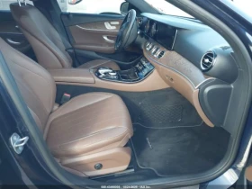 Обява за продажба на Mercedes-Benz E 300 AMG* PACK* BURMESTER* 360КАМЕРА* LANE* ASSIST*  ~26 999 лв. - изображение 8 | Auto.bg Обява за продажба на Mercedes-Benz E 300 AMG* PACK* BURMESTER* 360КАМЕРА* LANE* ASSIST*  ~26 999 лв. - изображение 8