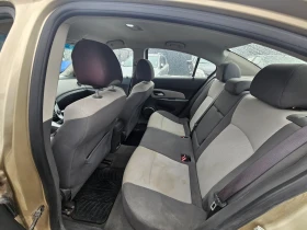 Chevrolet Cruze 1.6i - 2250 € / 4400.62 лв. - 74924518 11