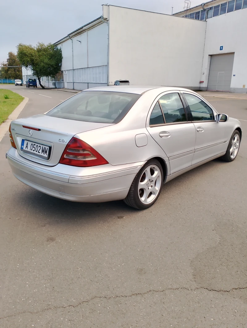 Mercedes-Benz C 270 270CDI, снимка 6 - Автомобили и джипове - 47541765