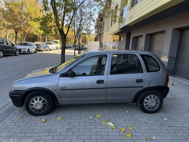 Opel Corsa 1.4, снимка 2 - Автомобили и джипове - 47851427