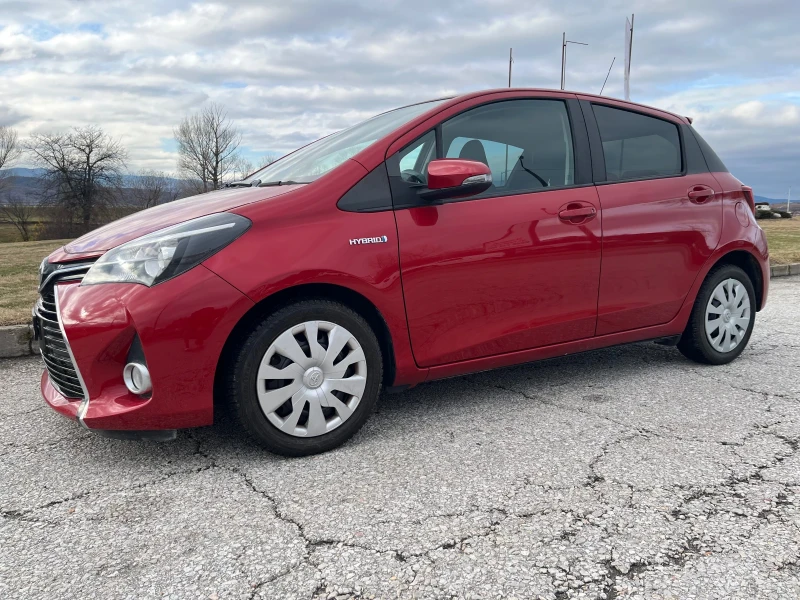 Toyota Yaris 1.5 Hybrid Top  , снимка 2 - Автомобили и джипове - 48302142