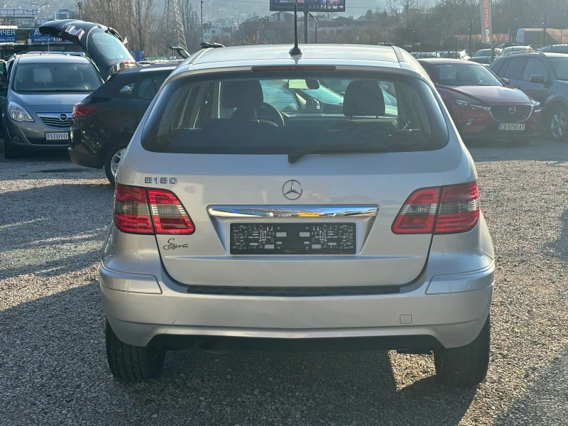 Mercedes-Benz B 180 1.7i, снимка 5 - Автомобили и джипове - 48335593