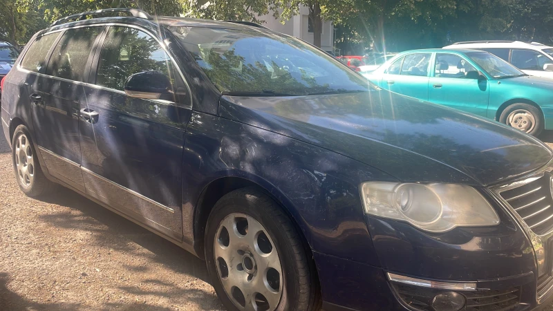 VW Passat, снимка 2 - Автомобили и джипове - 48680075