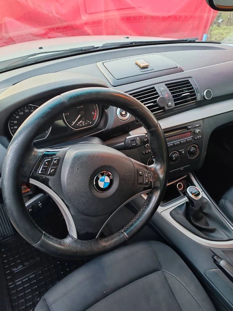 BMW 120 D, снимка 7 - Автомобили и джипове - 49210192