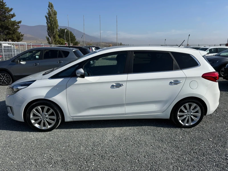 Kia Carens (KATO НОВА)^(7-МЕСТА), снимка 10 - Автомобили и джипове - 52278664