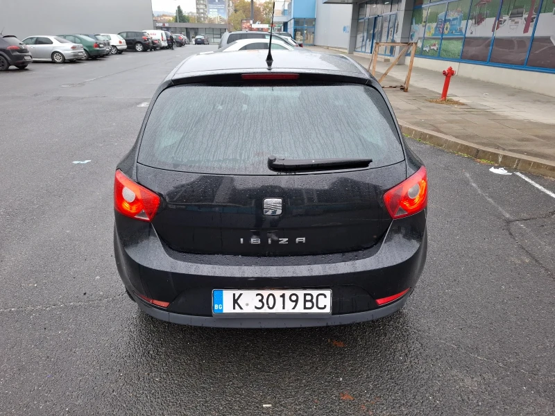 Seat Ibiza, снимка 5 - Автомобили и джипове - 52335597