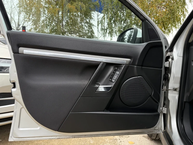 Opel Vectra 1.8i Caravan Cosmo, снимка 12 - Автомобили и джипове - 52692727