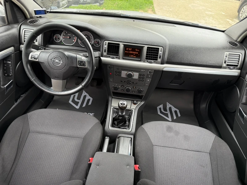 Opel Vectra 1.8i Caravan Cosmo, снимка 17 - Автомобили и джипове - 52692727