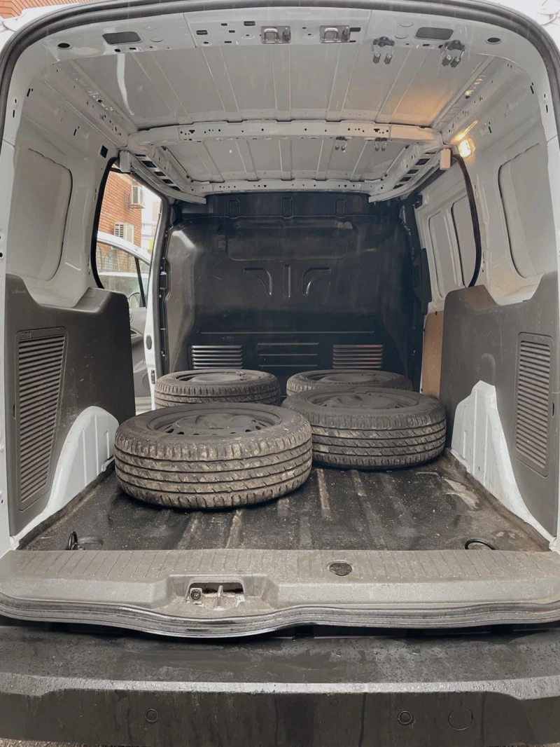 Ford Connect, снимка 8 - Автомобили и джипове - 53247052