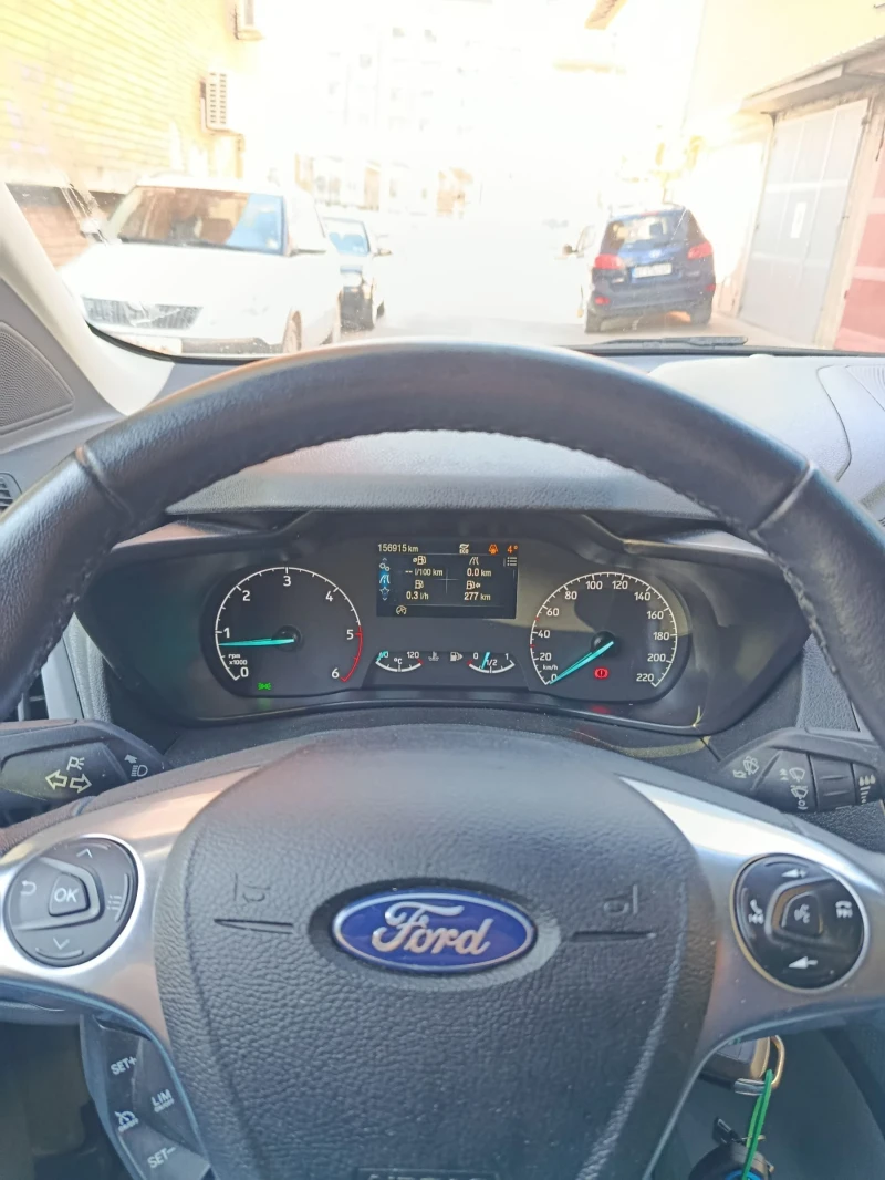 Ford Connect, снимка 12 - Автомобили и джипове - 53247052