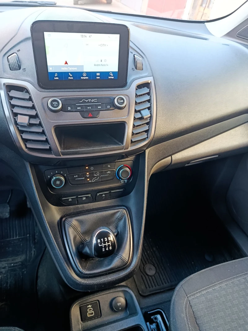 Ford Connect, снимка 11 - Автомобили и джипове - 53247052
