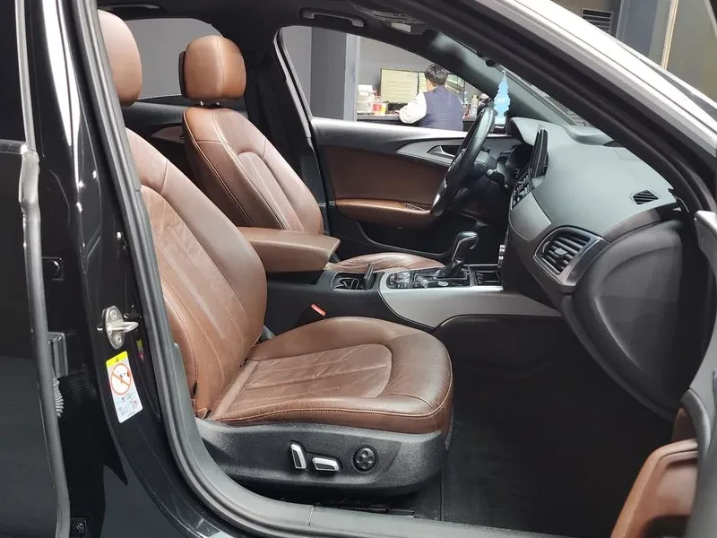 Audi A6 2.0 TDI, снимка 11 - Автомобили и джипове - 53044829