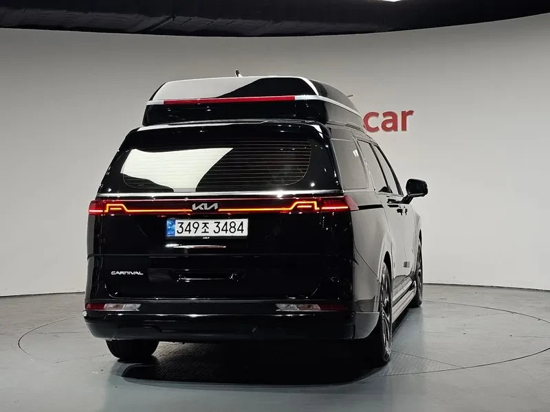 Kia Carnival, снимка 4 - Автомобили и джипове - 54833789