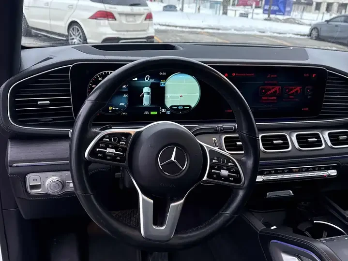 Mercedes-Benz GLE 450 4MATIC/AMG PACKAGE/HUD/ОБДУХВАНЕ, снимка 10 - Автомобили и джипове - 55091109