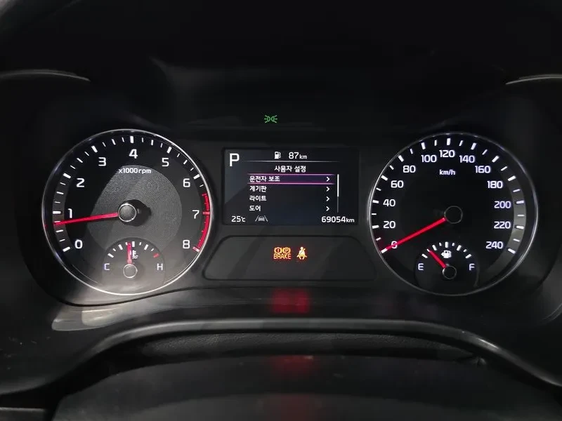 Kia K3 1.6 Trendy, снимка 8 - Автомобили и джипове - 55886835
