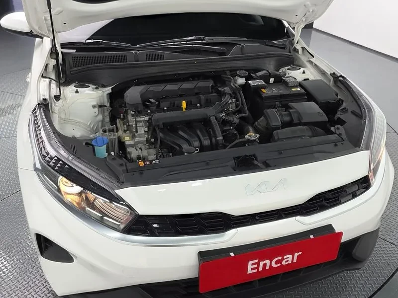 Kia K3 1.6 Trendy, снимка 6 - Автомобили и джипове - 55886835