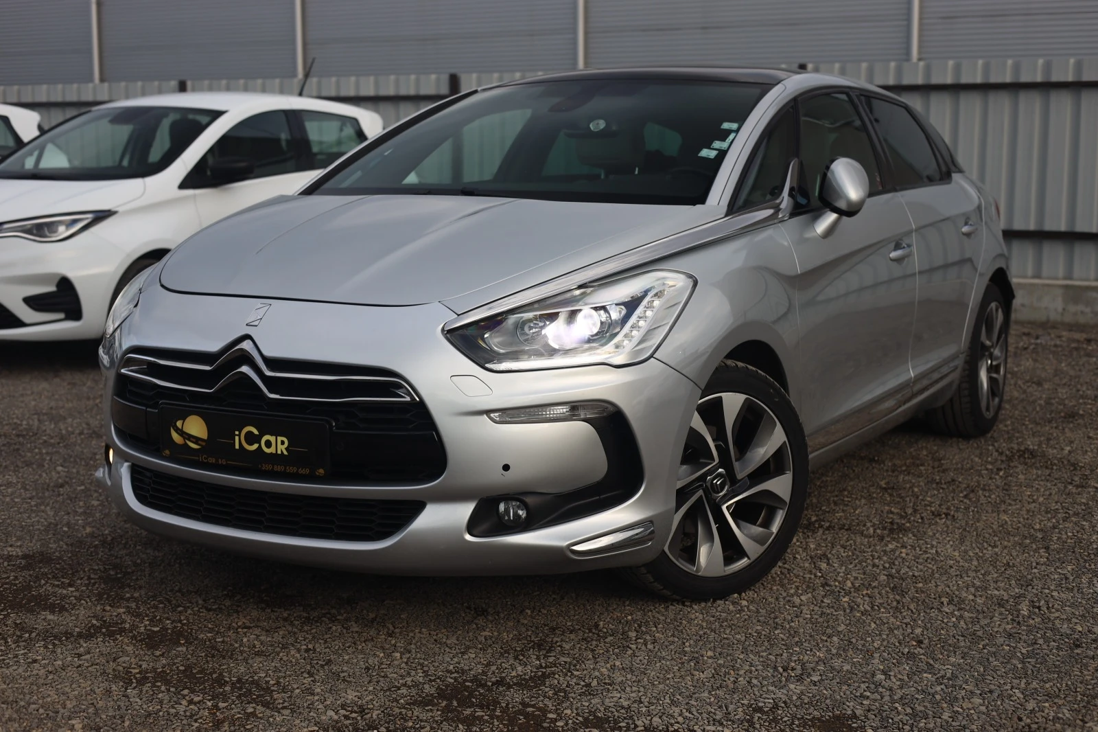 Citroen DS5 1.6 AUTOM. #MASSAGE #PANO #Keyless #Memory #Kamera - [1] 