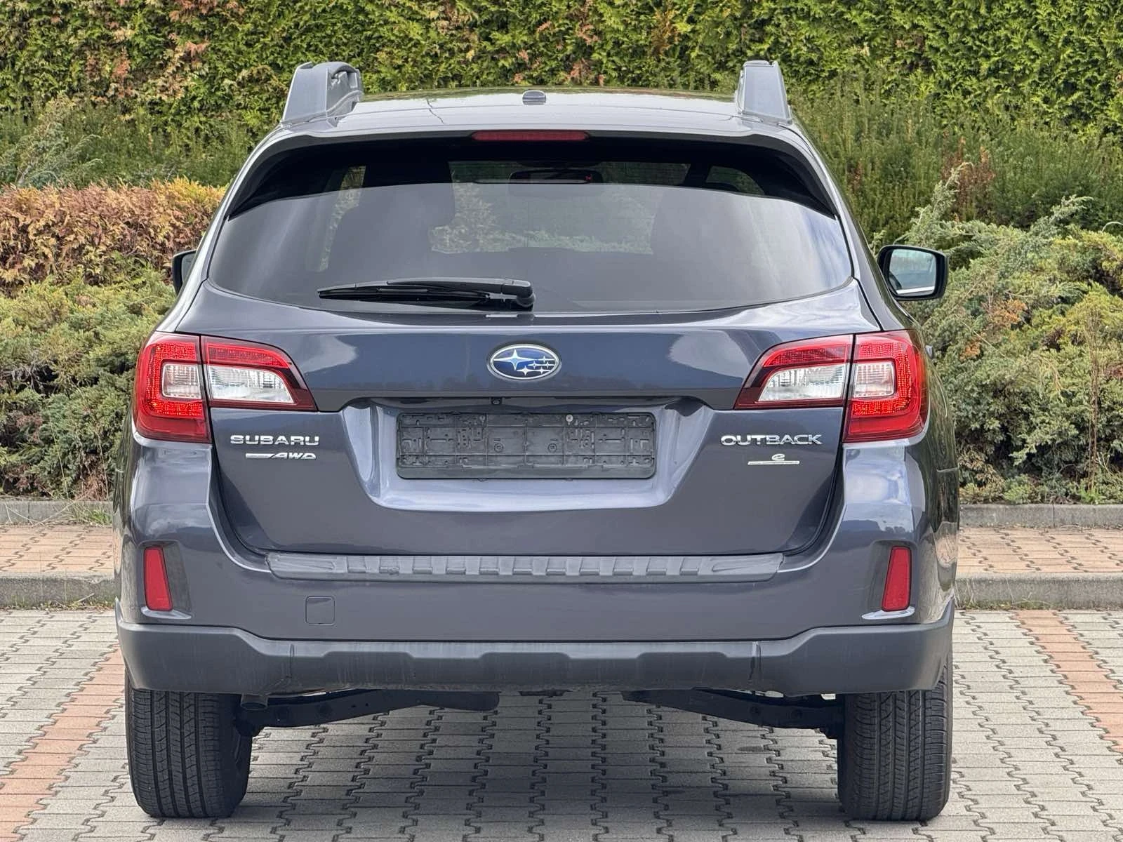 Subaru Outback 2.5i-170k.s.4x4 - изображение 7