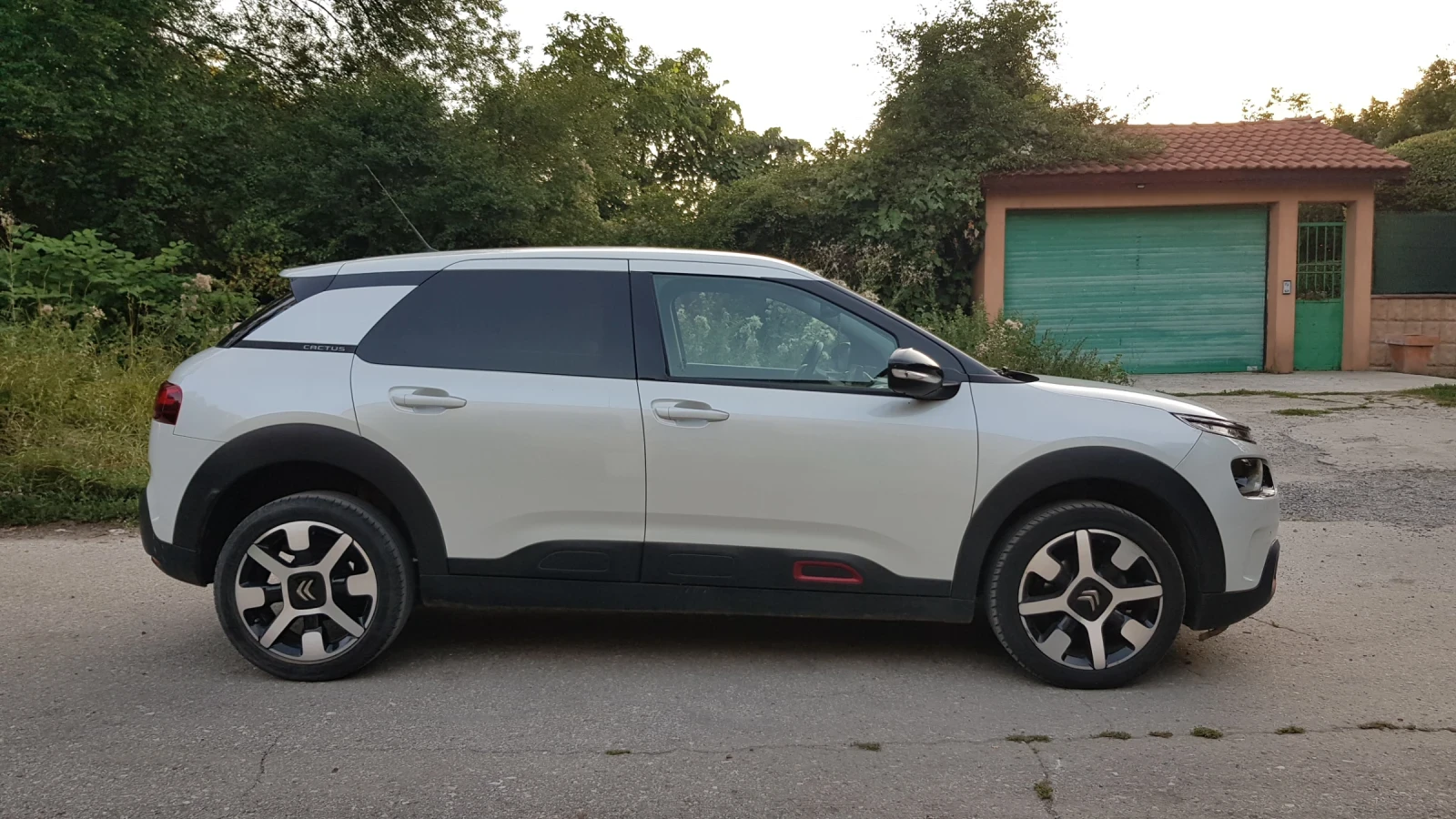 Citroen C4 Cactus 1.5HDI Facelitf, снимка 8 - Автомобили и джипове - 50423353