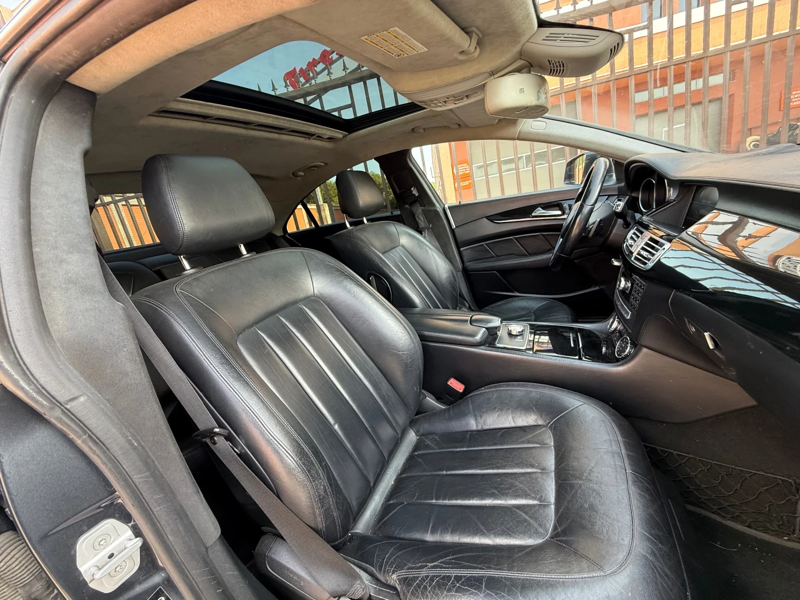 Mercedes-Benz CLS 350 ШОК* ЦЕНА* AMG* LED* SpORT - изображение 6