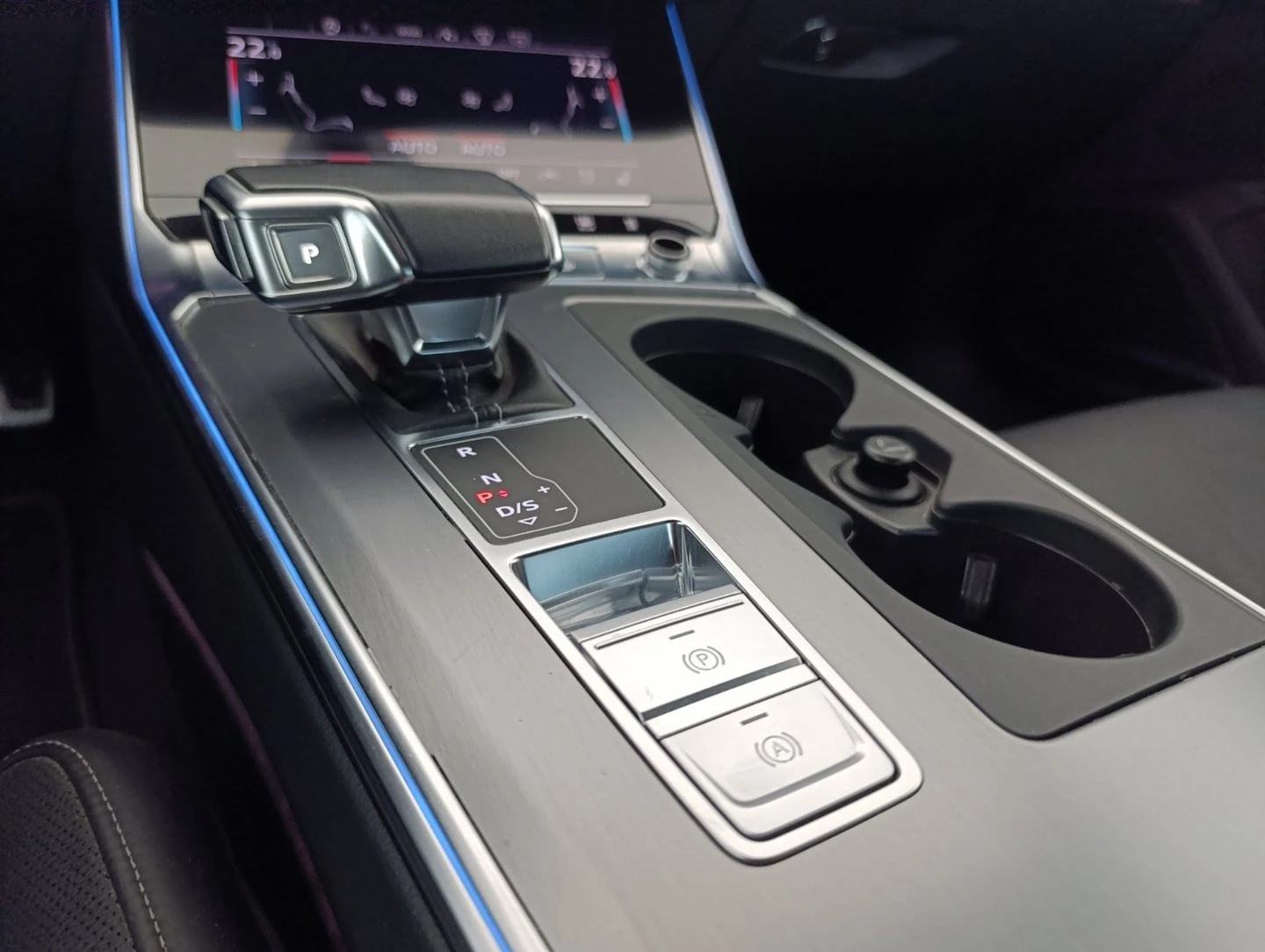 Audi A6 Limousine Sport 50 TDI quattro | Mobile.bg — изображение 12