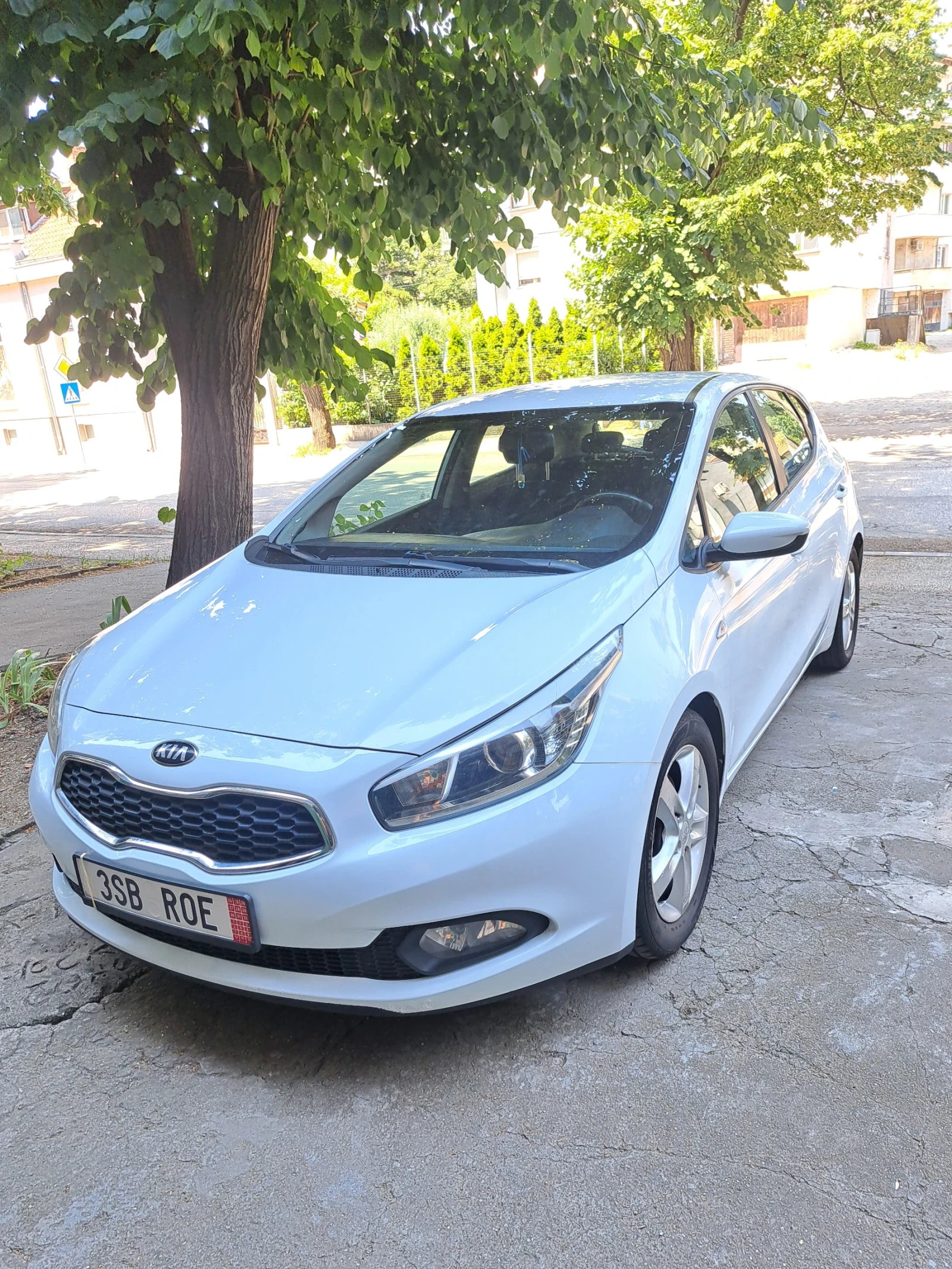 Kia Ceed 1.6 crdi - изображение 2