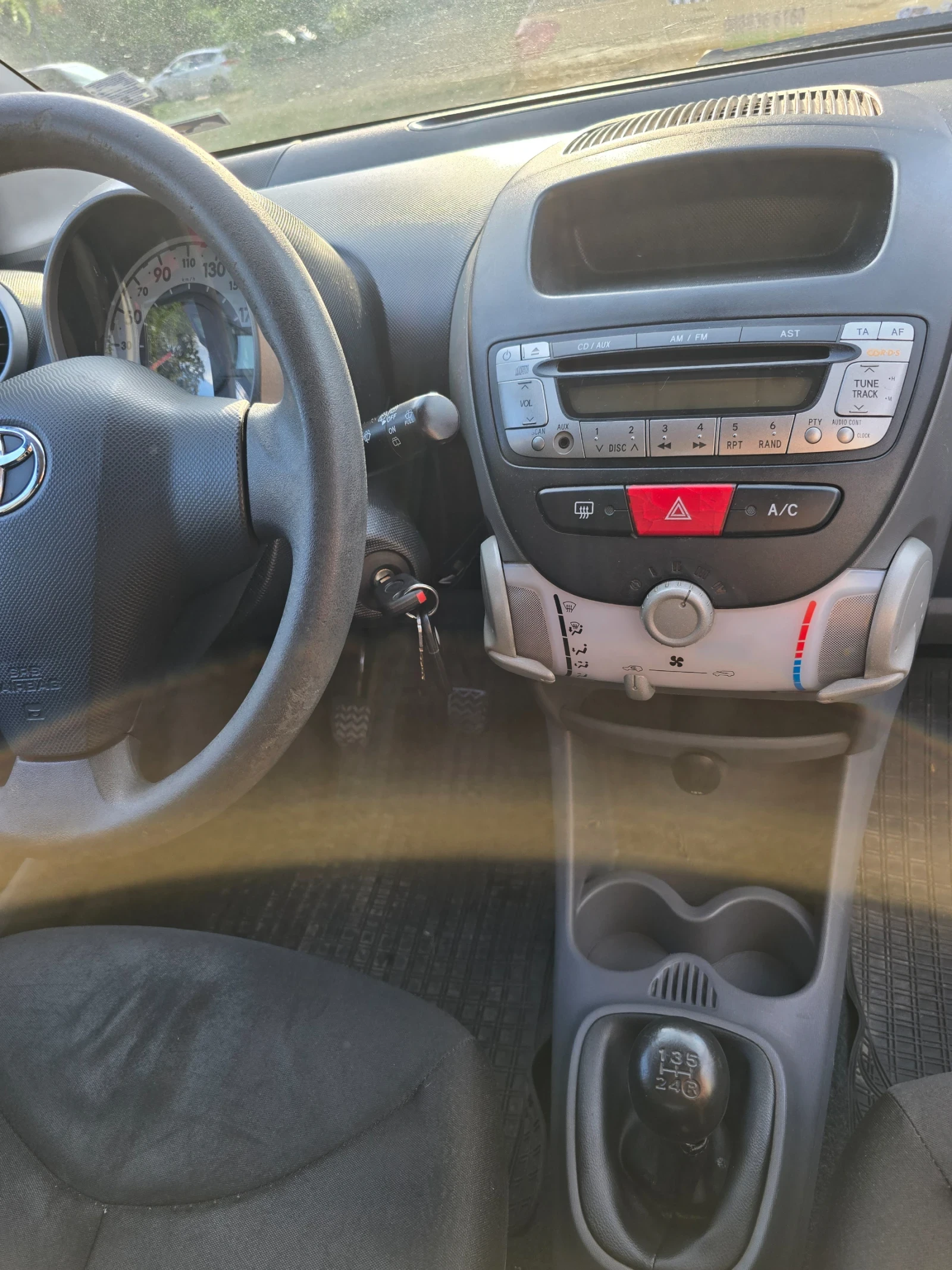 Toyota Aygo  - изображение 7
