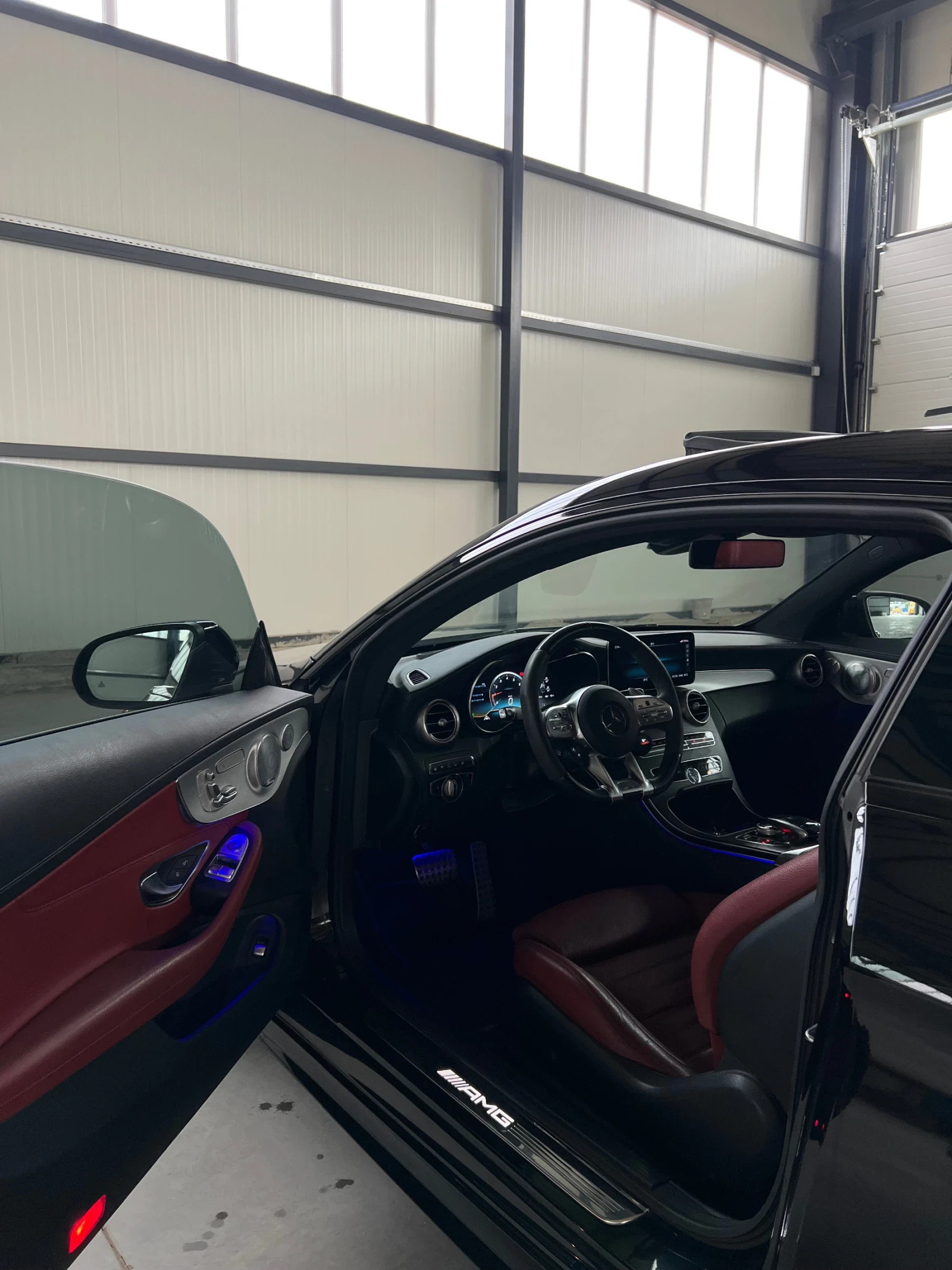 Mercedes-Benz C 43 AMG Facelift, снимка 3 - Автомобили и джипове - 55213999