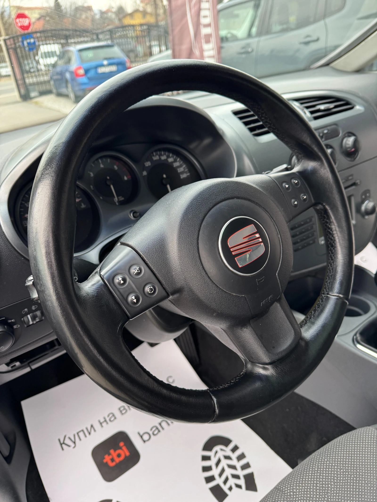 Seat Leon 2.0TDI НОВ ВНОС  - изображение 10